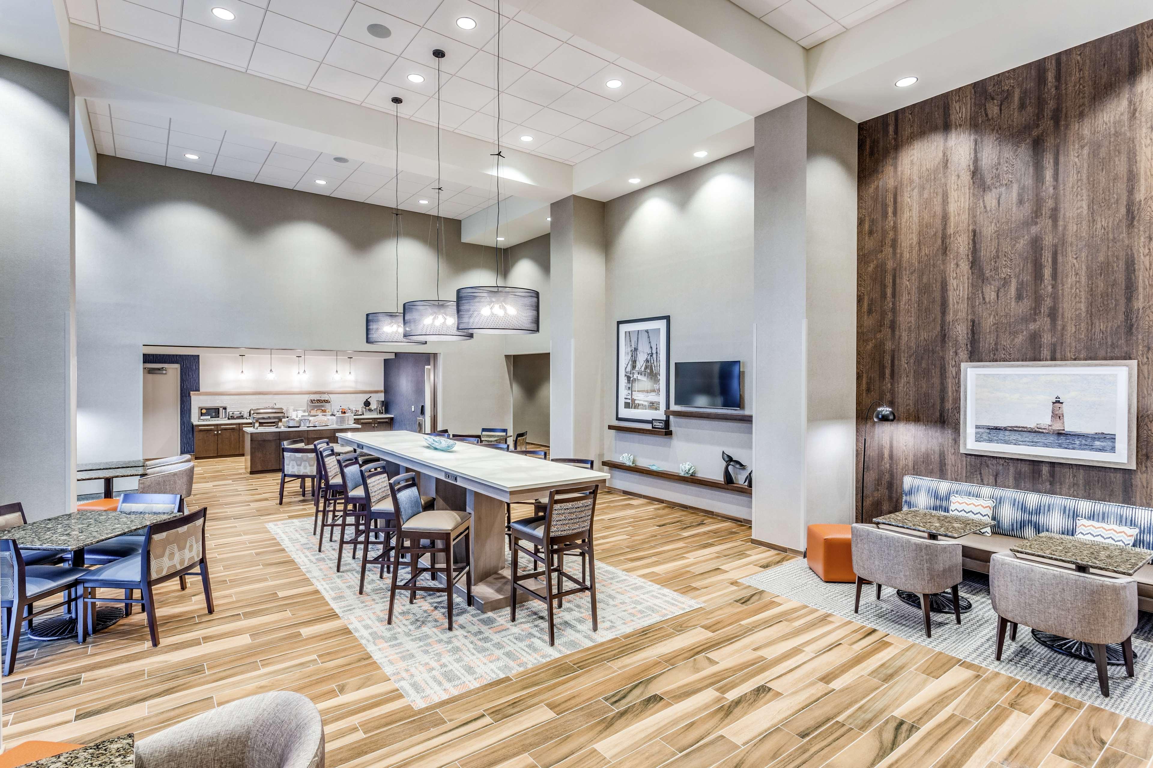 Hampton Inn & Suites Kittery-Portsmouth Dış mekan fotoğraf
