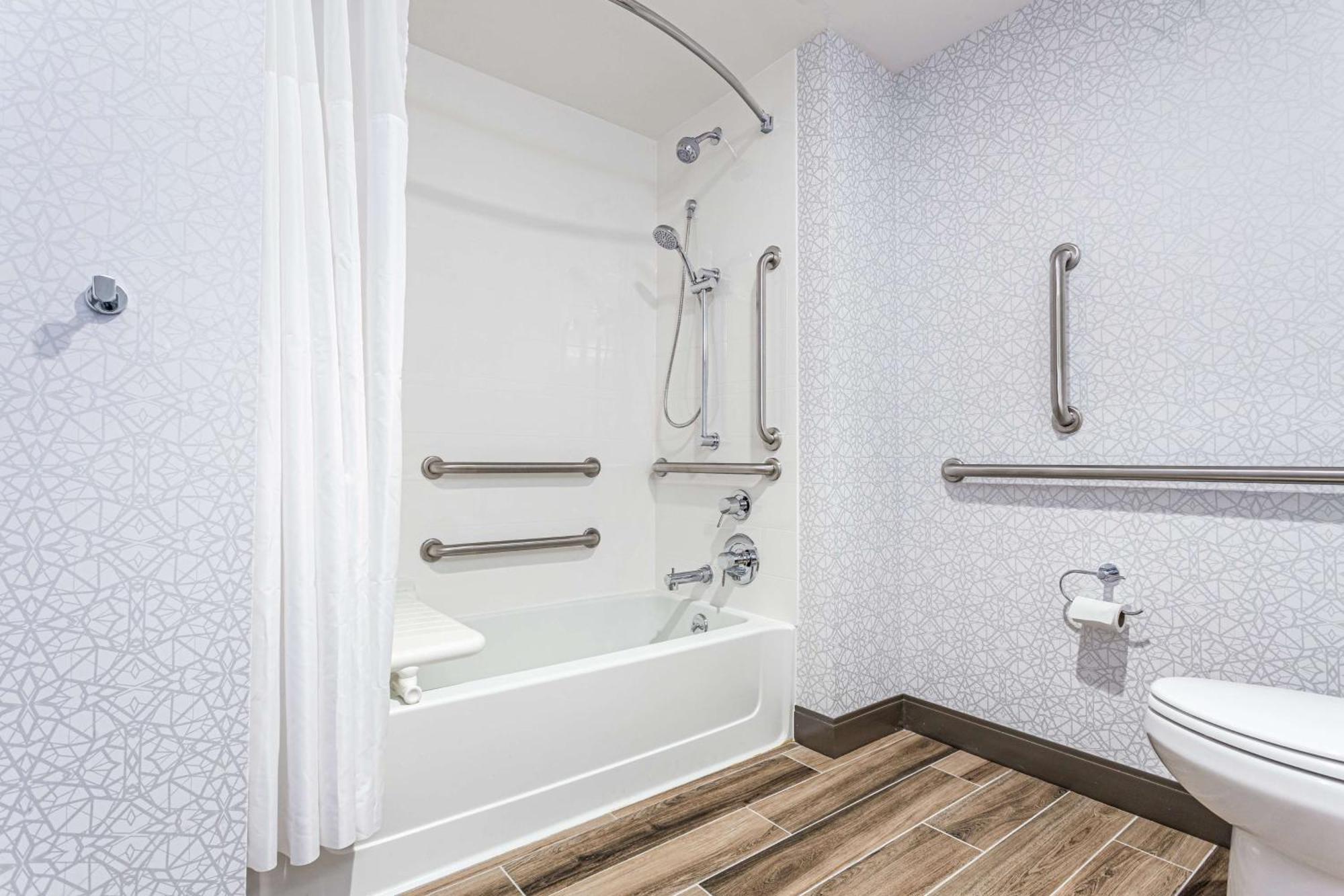 Hampton Inn & Suites Kittery-Portsmouth Dış mekan fotoğraf