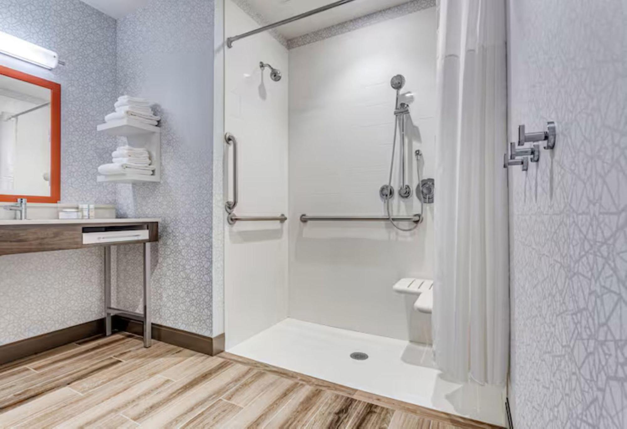 Hampton Inn & Suites Kittery-Portsmouth Dış mekan fotoğraf